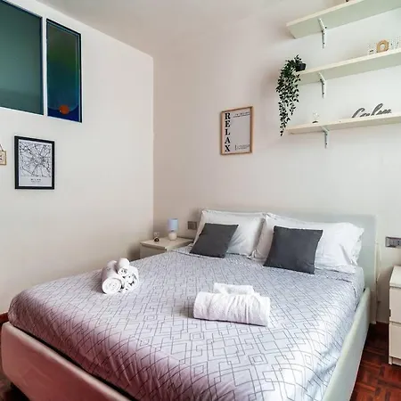 Cadorna'S Nest - Cozy And Central-3
